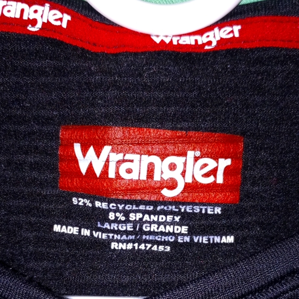 Wrangler Men's Black Sweater